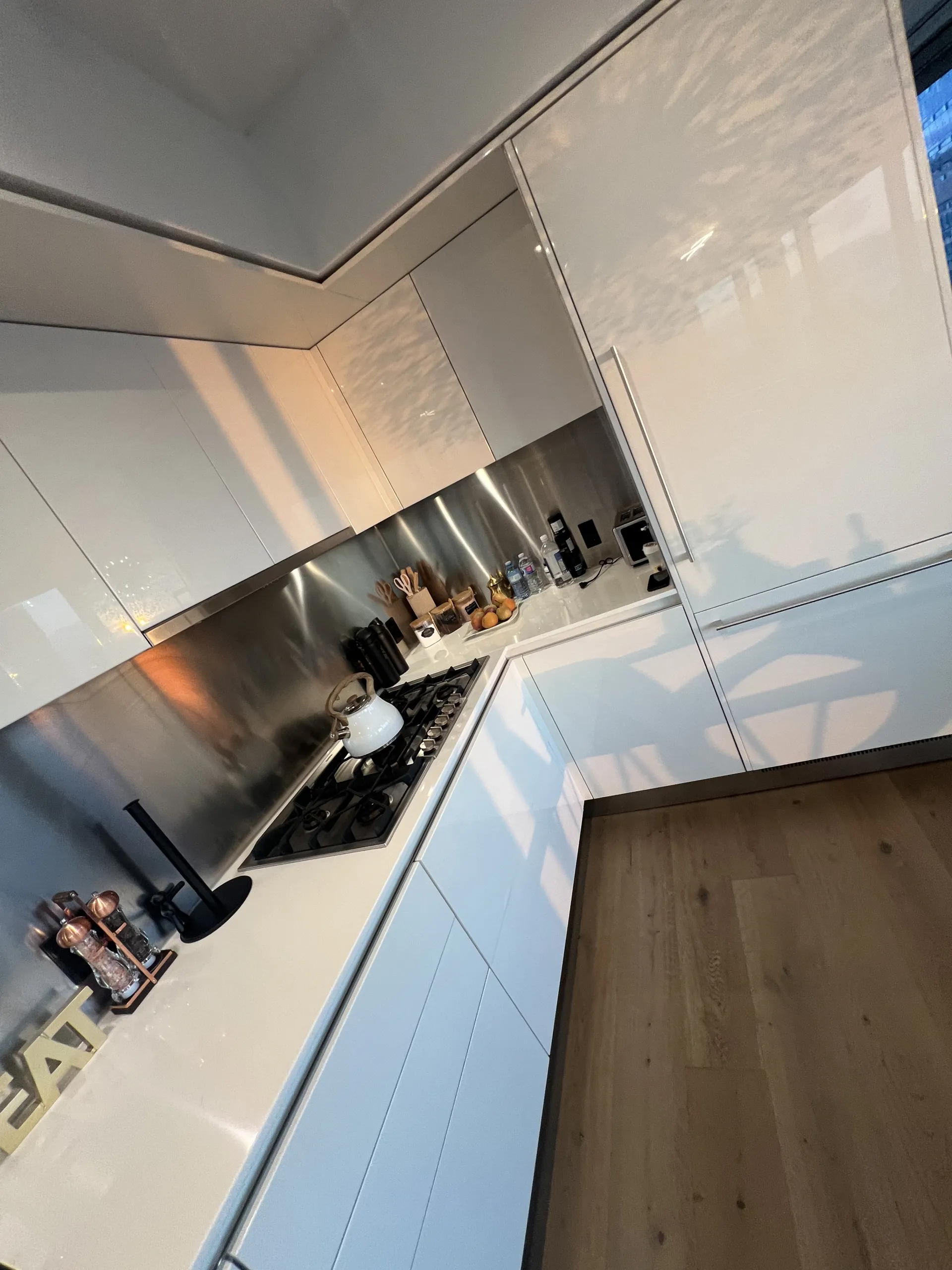 Residential kitchen deep clean | Kiwi Cleaners Surrey